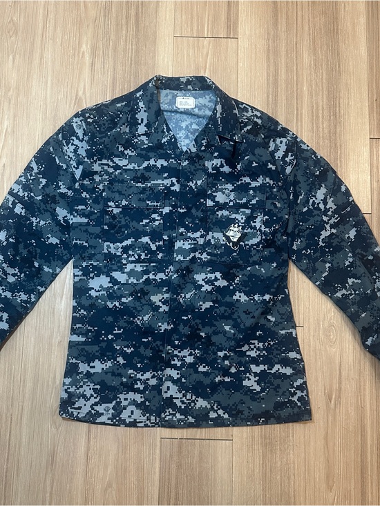 USN Jackets & Blazers - Vintage US NAVY NWU Blue Digital Camo Blouse